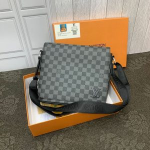 LV Slempang Cowok Damier Black