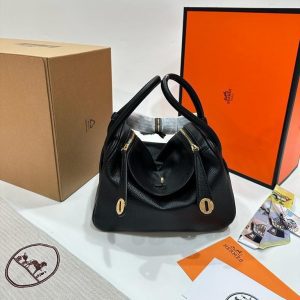 Hermes Lindy Togo Size 26 cm Black