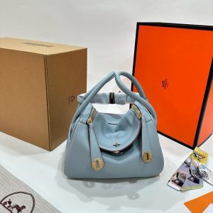 Hermes Lindy Togo Size 26 cm Blue