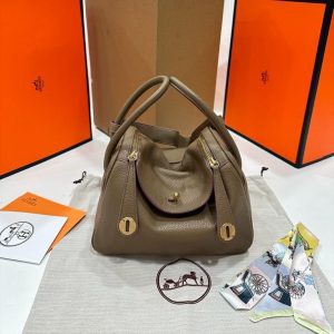 Hermes Lindy Togo Size 26 cm Khaki