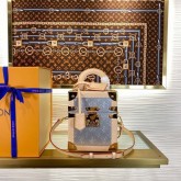 LV petite Trunk vertical metalic PO