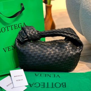 BOTTEGA VENETTA Jodie Mini Knotted Leather Bag Black