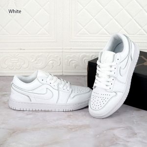 SEPATU CEWEK NIKE JORDAN 1 LOW White