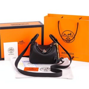 Hermes Lindy 19 In Taurillon Clemence Black