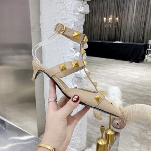 Valentino shoes stude heels 4.5cm PO Apricot