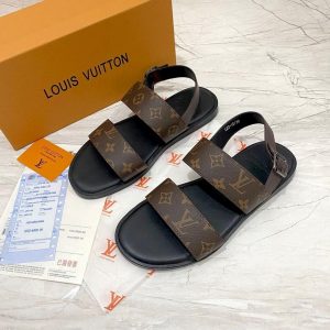 Sendal LV Pria Monogram Brown