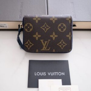 LV Monogram multicartes zippy card Black