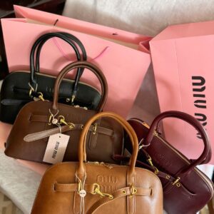 Miu Miu Nappa sz 33x18cm
