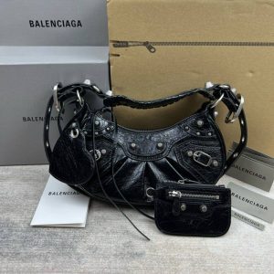 Balenciaga Le Cagole