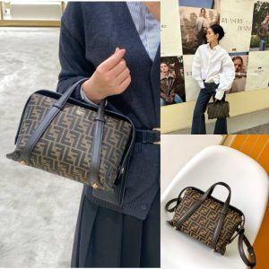 Fendi Boston Signature Kanvas sz 27