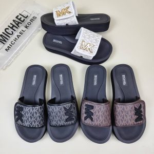 MICHAEL KORS Logo Platform Slide Sandal