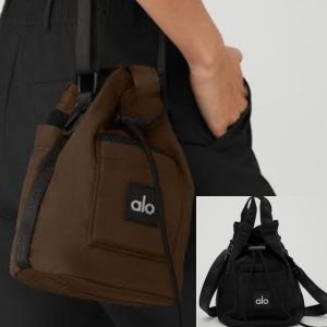Alo Utility Crossbody Bucket Bag 🖤
