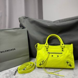Balenciaga Le City Medium