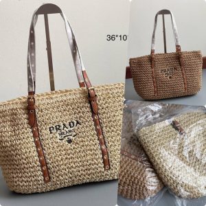 Prada Tote Straw ♥️