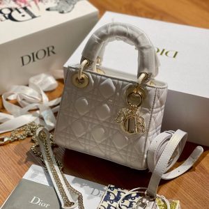 DIOR Lady White Pearl Lambskin Leather Ghw 17 Genuine Leather
