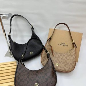 Coach Bailey Hobo 🤎