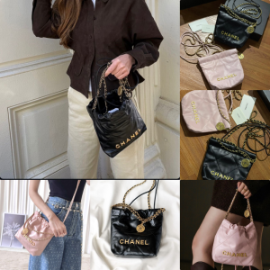 CHANEL 22 TOTE MINI