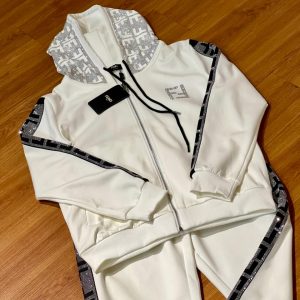 FENDI FF Embellished Crystal Setchel Hoodie 🤍