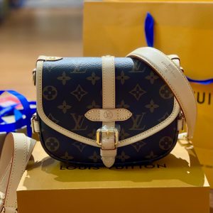 LV SAUMUR BB Monogram
